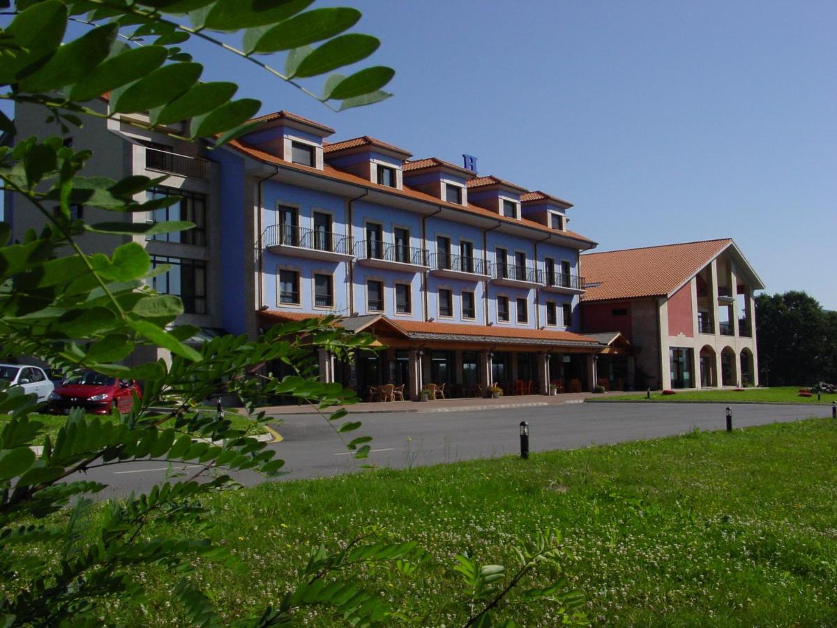 Hotel Cristina Noreña Exterior foto